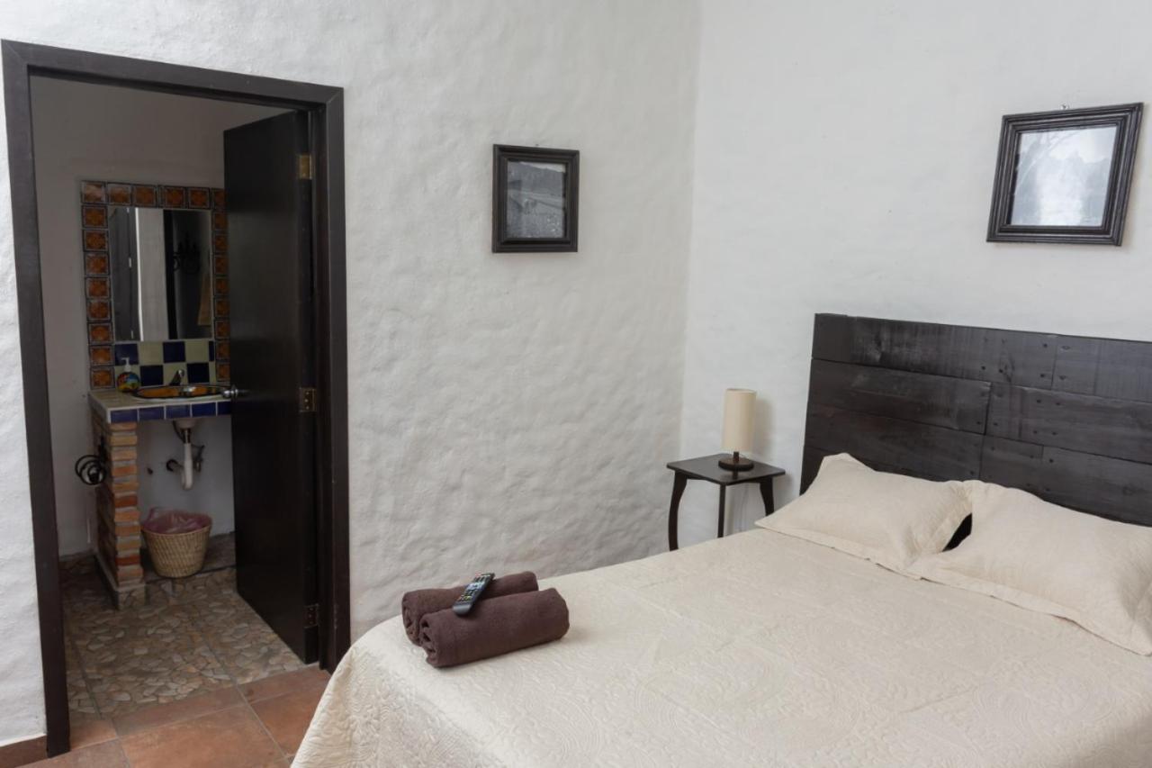 Hostal Maria Tepozteca Тепостлан Екстер'єр фото